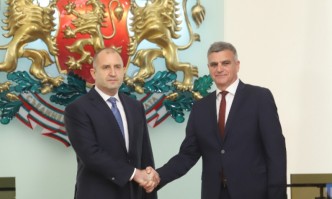 Отговорността пада върху управляващата коалиция казва президентът Смяната на министъра