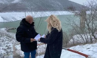 Министър Димитров провери язовир Асеновец и водоснабдяването на Сливен