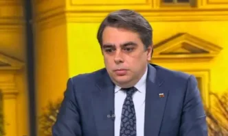 От профила във Фейсбук на Асен Василев Според Асен Василев