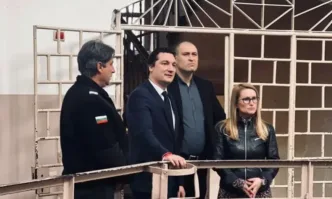 Министърът на правосъдието Крум Зарков инспектира днес затвора в София Двамата