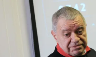 Машините намалиха с 500 000 600 000 души броя на гласувалите