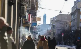 Ще е предимно слънчево като максималните температури ще са между минус