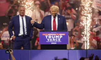 Независимият кандидат за Белия дом Робърт Ф Кенеди младши се отказа