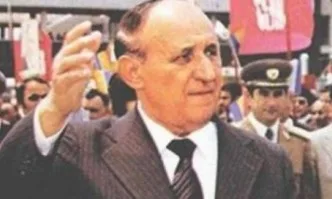 ОТ АРХИВА: Тодор Живков честити новата 1983 г.