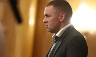 Фейсбук се превърна в тоалетна затова по време на изборите