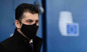 Премиерът Кирил Петков се похвали че е получил одобрението на