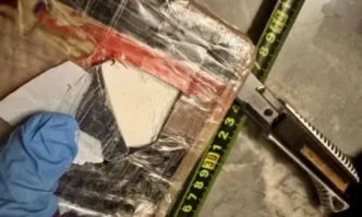 Четири килограма кокаин са иззети при специализирана полицейска операция на