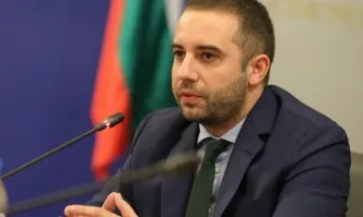 Богдан Кирилов: Ваксината на Астра Зенека няма да бъде изтеглена