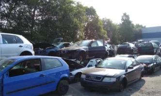 същото време предлагането на употребявани автомобили е намаляло което вдига