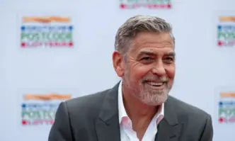 Джордж Клуни: Обичам Джо Байдън, но ни трябва нова кандидатура