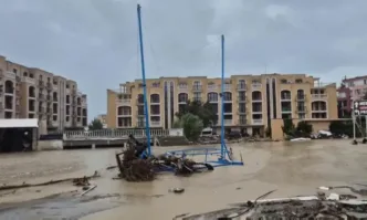 Откриха тяло на жена в наводнения курорт Елените (ОБНОВЕНА)