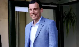 Кандидатът за кмет Васил Терзиев е племенник на Петър Младенов