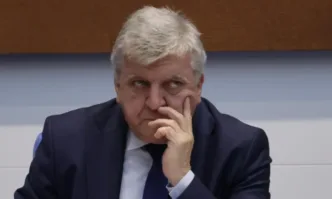 Бившият екоминистър Борислав Сандов съвсем се оплете в обясненията си