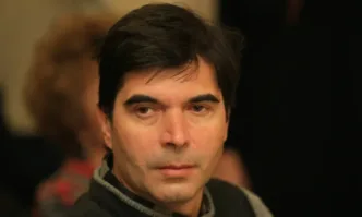 Писателят Милен Русков автор на Възвишение и Чамкория Какъв хубав слънчев