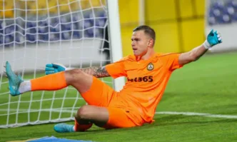 Уотфорд иска вратаря на Славия Светослав Вуцов твърди Тема Спорт