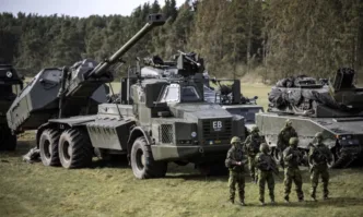 Полша спира доставките на оръжие за Украйна това каза премиерът