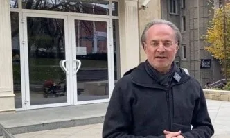 Лозан Панов също поиска оставката на Радев