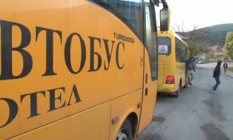 Отпускат 20 млн. лв. за нови училищни автобуси