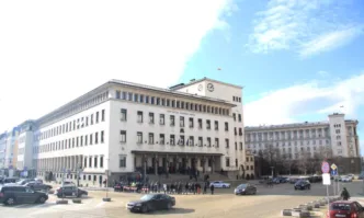 По предварителни данни нетният поток на преките инвестиции в България