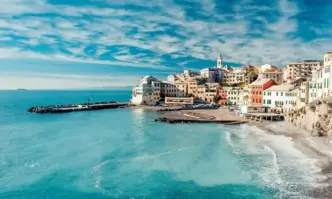 Гърция въвежда нова глоба за туристи нарушители