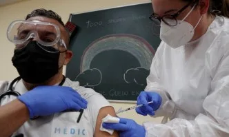 Испания изготвя регистър на отказалите да се ваксинират