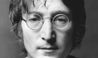 Джон Ленън е убит край дома си в Ню Йорк