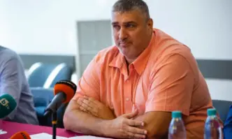 Вижте мнението муПрезидентът на БФВ Любо Ганев говори след разгромната