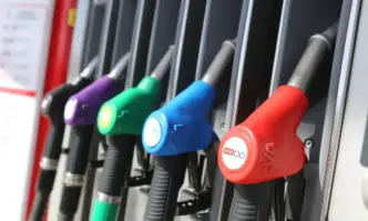 От началото на месеца цените на основните горива тръгнаха с