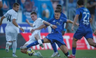 Левски се върна към победите, удари Спартак (Вн) с 3:1