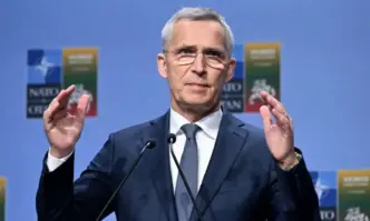 Бившият генерален секретар на НАТО Йенс Столтенбер призова да не