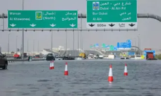 След обилните дъждове: Над 100 българи са блокирани на летището в Дубай