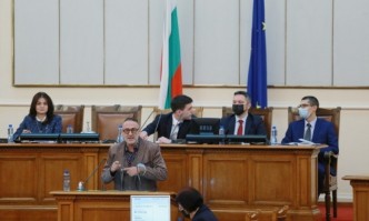 Депутатът от ГЕРБ Любен Дилов си направи отвод от Комисията