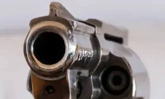 Полицията в Плевен задържа две момчета на 15 и 16