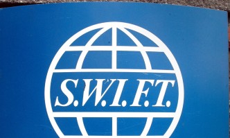Официално: Западът изключва руски банки от SWIFT
