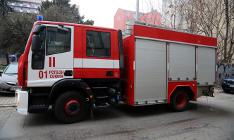 Жена е загинала, а две деца са ранени при пожар в София