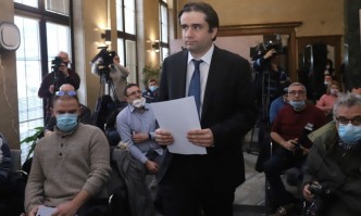 Министърът на електронното управление Божидар Божанов се ожали в социалните