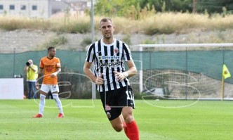 Българският нападател Атанас Илиев е с контузия в дясното бедро