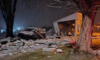 20 годишен шофьор се вряза с висока скорост с сграда в