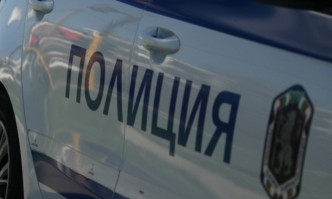 Арестуваха граничен полицай за кражба на гориво от техника на Летище София