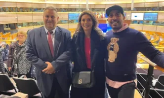 Евродепутатът Емил Радев посрещна в Брюксел група от Варна и