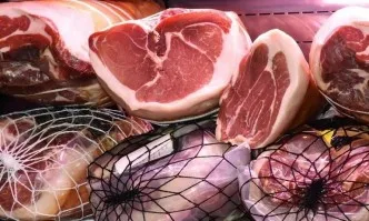 Тонове месо с изтекъл срок на годност иззе полицията в Плевен