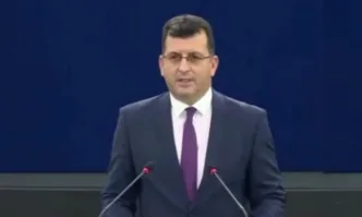 От Фейсбук профила на депутата от ГЕРБ ЕНП Асим АдемовДепутатка от