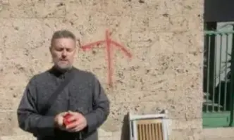 Сливенският свещеник, обявил гладна стачка, е приет в реанимация