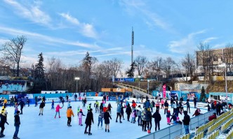 Ледена пързалка Юнак отваря врати на 1 декември (СНИМКИ)