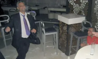 Да си изкарвате поне наполовина толкова добре, колкото вътрешния ни министър