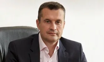 Калоян Методиев: Служебен кабинет и предсрочни избори ще ни вкарат в хаос