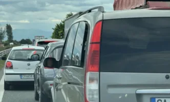 Глоби за шофиране в аварийните ленти на магистралите ще бъдат