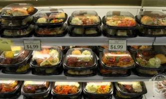 Всеки българин изхвърля 300 евро годишно под формата на храна