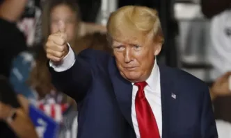 Бившият президент на САЩ е обвинен за това че по