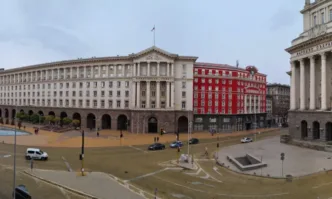 Поради ремонт в сградата на Народното събрание на пл Княз